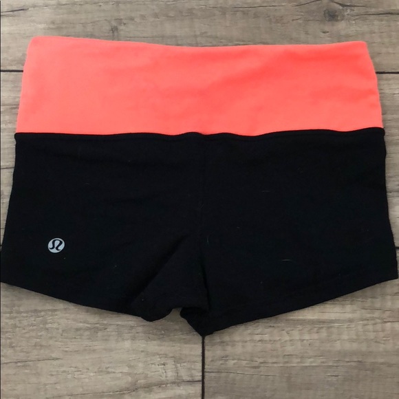 Reversible LuLu Lemon Boogie Shorts - Picture 4 of 7